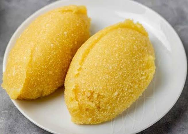 Learn the art of making the perfect Nigerian eba, a soft, lump-free delight that complements your favorite traditional soups.